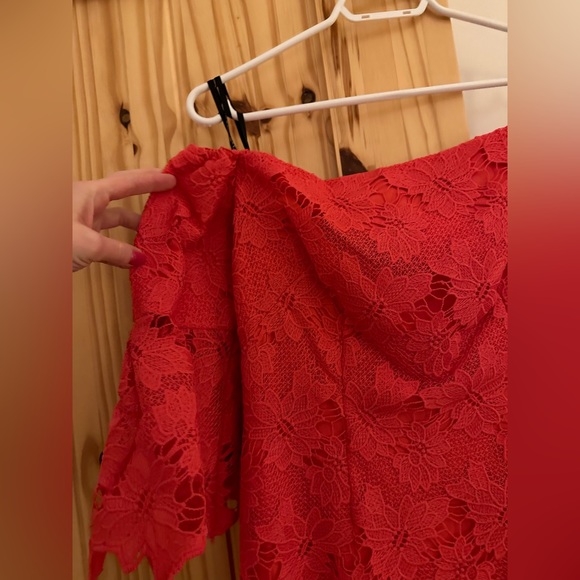 Off the shoulder dress - NWT - Picture 3 of 4